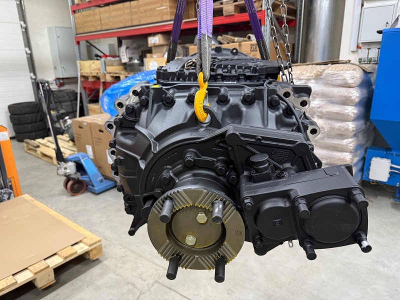 Коробка КПП ZF 12TX2825TO автомат с NH/4C и датчиком (КамАЗ 6595, КамАЗ 65951, КамАЗ 65956) / ZF 1358.002.027 